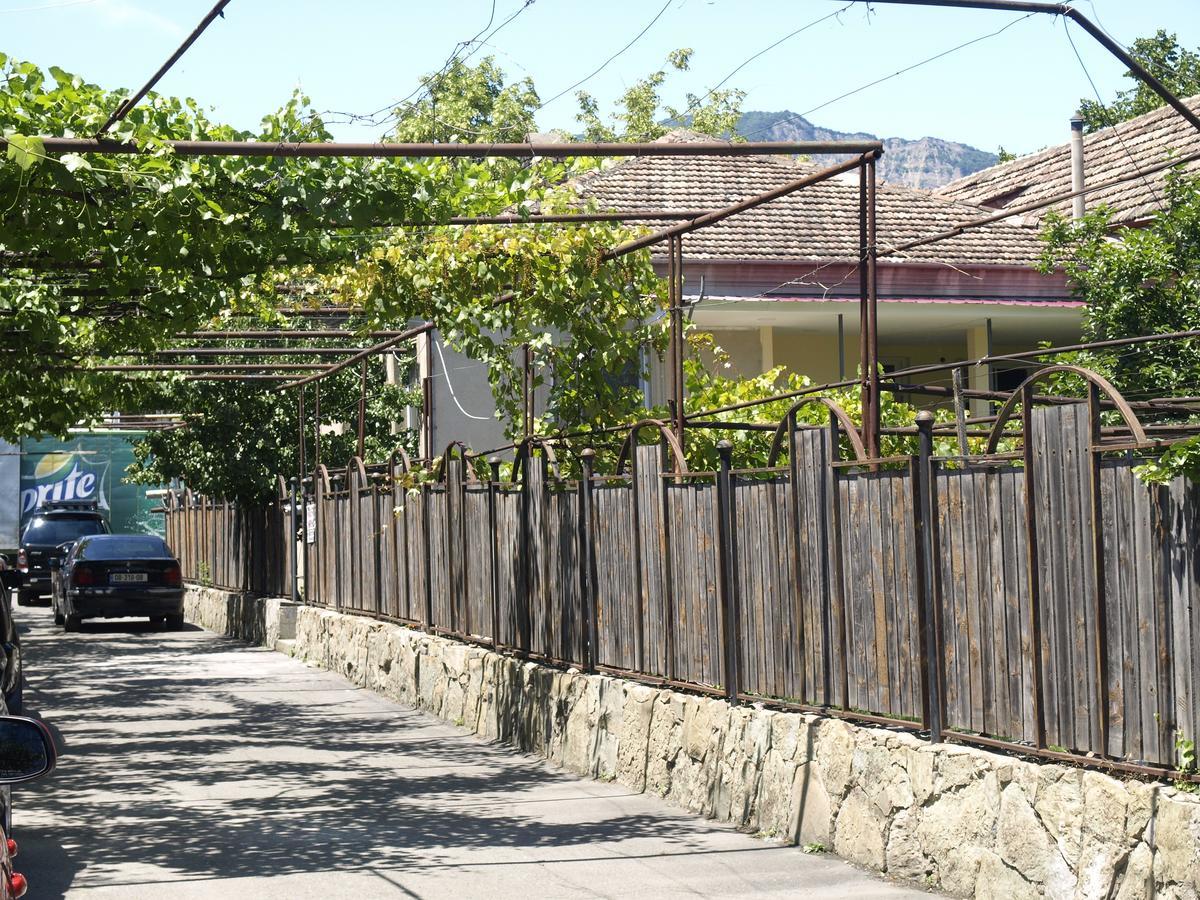 Guest House Ebralidze Mtsʼkhetʼa Bagian luar foto